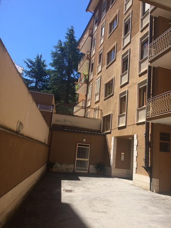 LʼAquila B&B Torrione المظهر الخارجي الصورة
